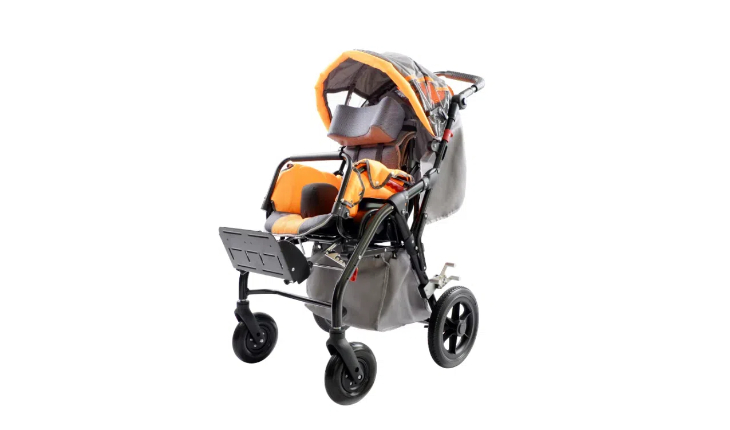 YK8001满足多功能调节需求，为孩子提供舒适和安全的乘坐体验。